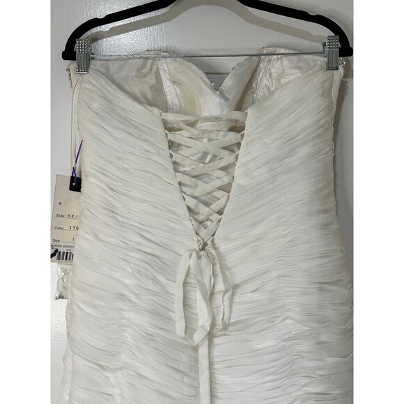 Mac Duggal Bustier Gown White Beaded Embellishments Size 10 NWT 64330 Wedding - Picture 12 of 16